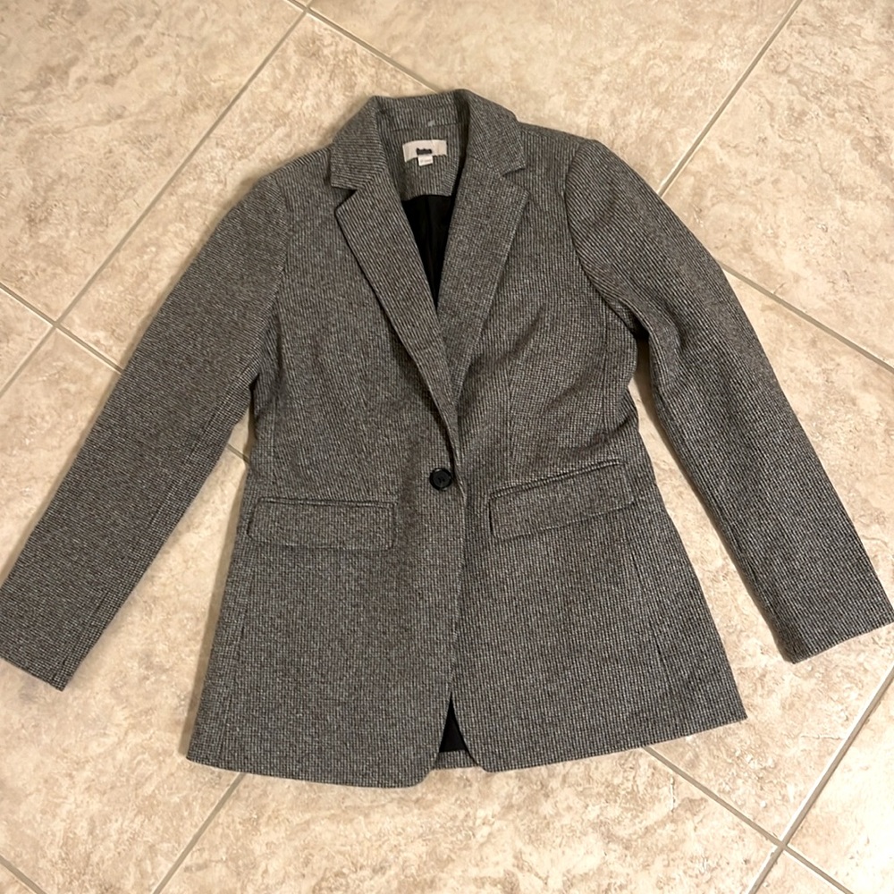 NWOT. Loft blazer. Size 2P